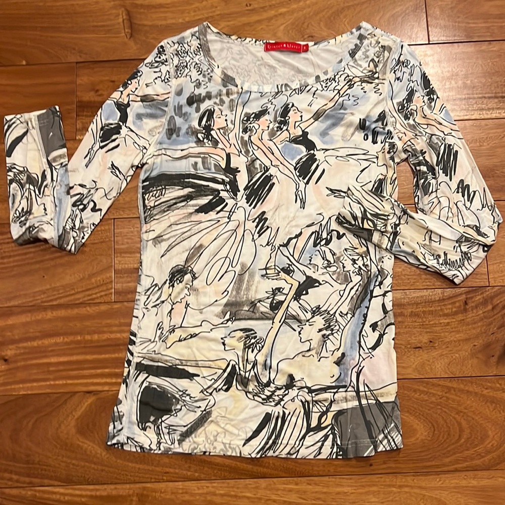 Krimson Klover long sleeve top, beautiful ballet print, soft and comfy!